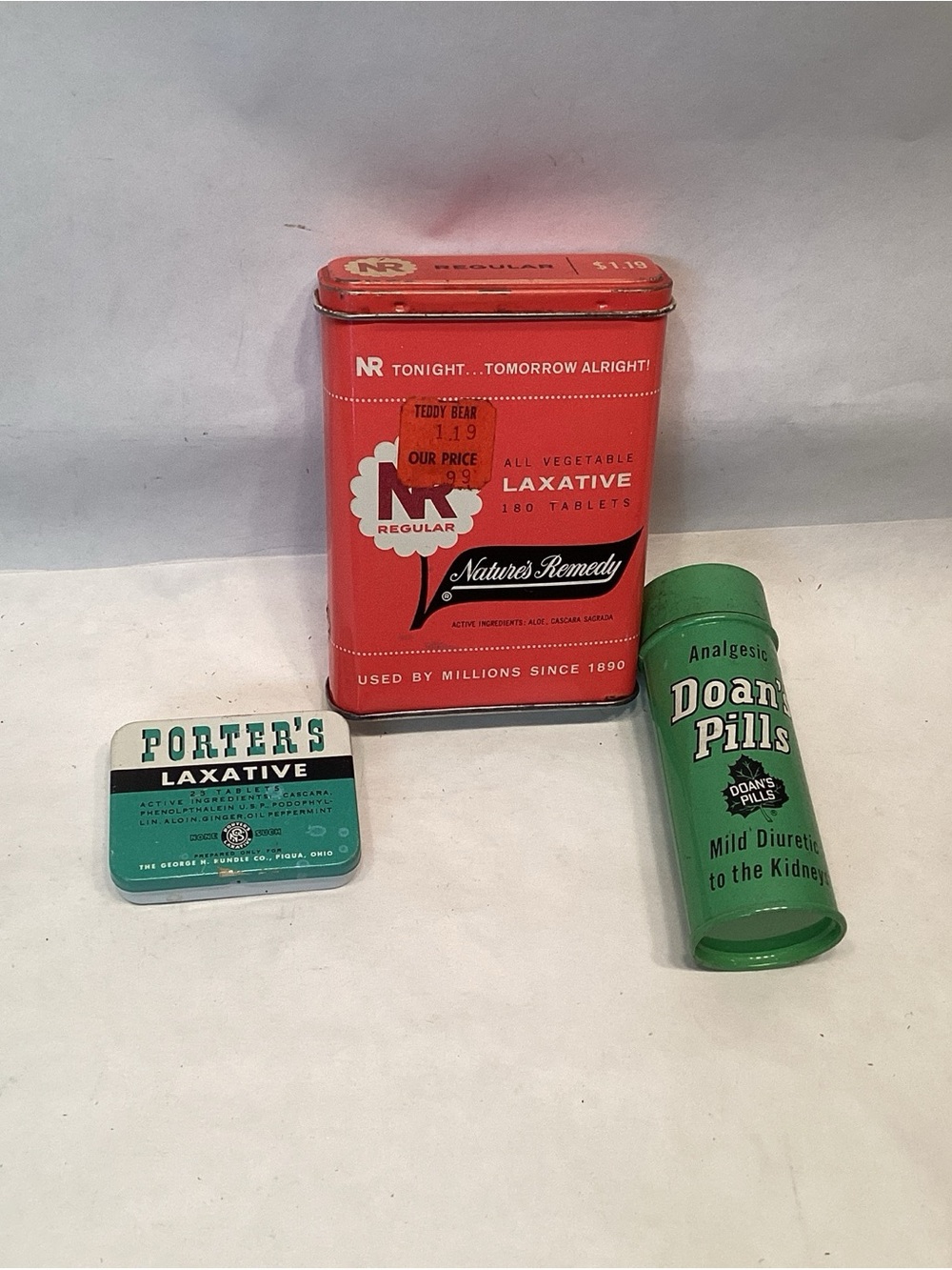 Pharmacy 3 Tin Lot Doan’s Pills Porter’s Laxative Natures Remedy Portable Size